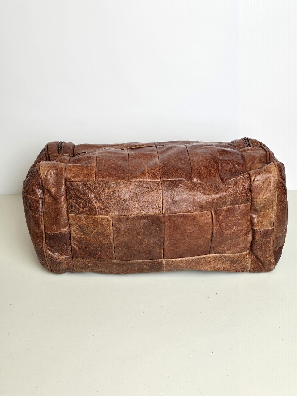 Vintage Made in Mexico Patchwork Distressed Finish Leather Duffle Weekender Bag - Picture 6 of 16